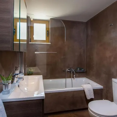 Lady Dafni With Private Heated Pool Maleme