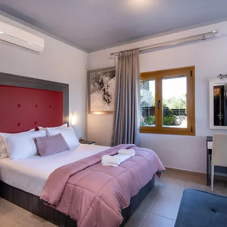 Villa Lady Dafni With Private Heated Pool