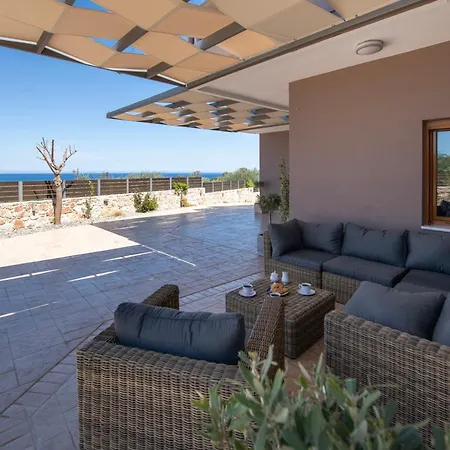Βίλα Lady Dafni With Private Heated Pool *