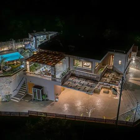 Lady Dafni With Private Heated Pool Βίλα Μάλεμε