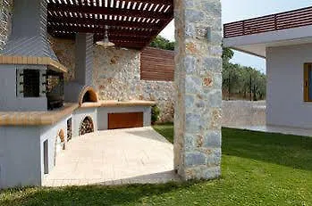 Βίλα Lady Dafni With Private Heated Pool *