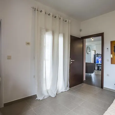 Villa Lady Dafni With Private Heated Pool *