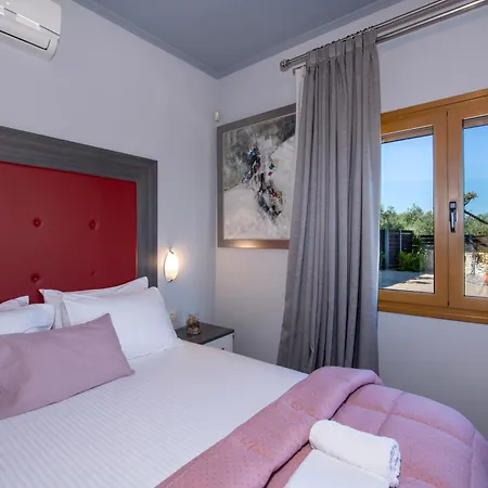 Lady Dafni With Private Heated Pool Villa *