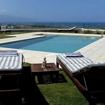 Lady Dafni With Private Heated Pool
