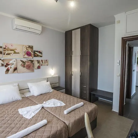 Lady Dafni With Private Heated Pool Villa *