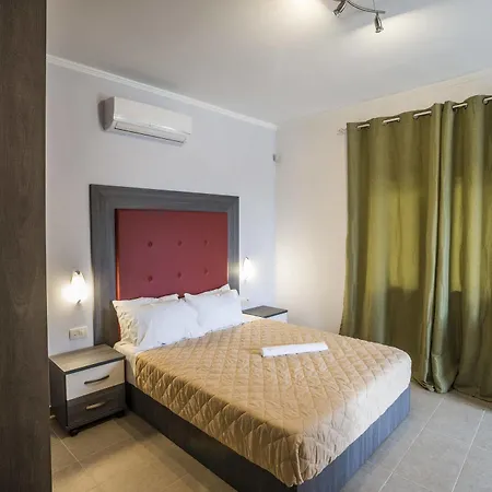 Lady Dafni With Private Heated Pool Villa *